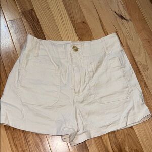 Women's Cream Shorts